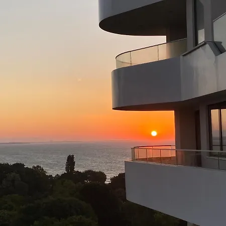 Flora Panorama ***** Luxury Apartment