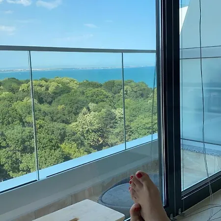 Flora Panorama ***** Luxury
